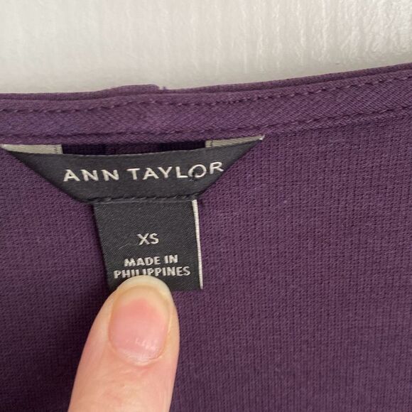 Ann Taylor Embroidered Sleeve Flare Dress V Neck Purple Plum‎ Size XS - Picture 5 of 8